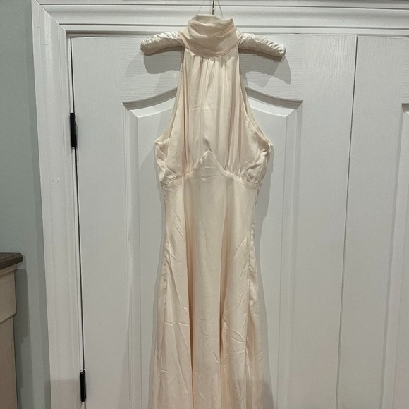 Hello Molly Cream High Neck Maxi Dress, Medium, AU 10 - Picture 8 of 8